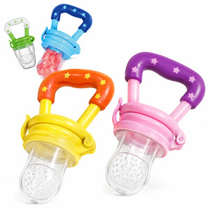 Baby Fresh Food Feeder Pacifier Fruit Feeder & Teething Toy for Infants & Toddlers Safe Baby Feeding Pacifier – in use