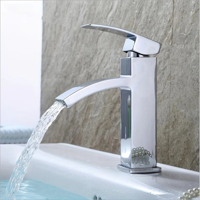 Modern Single-Hole Bathroom Waterfall Basin Faucet Mixer Tap