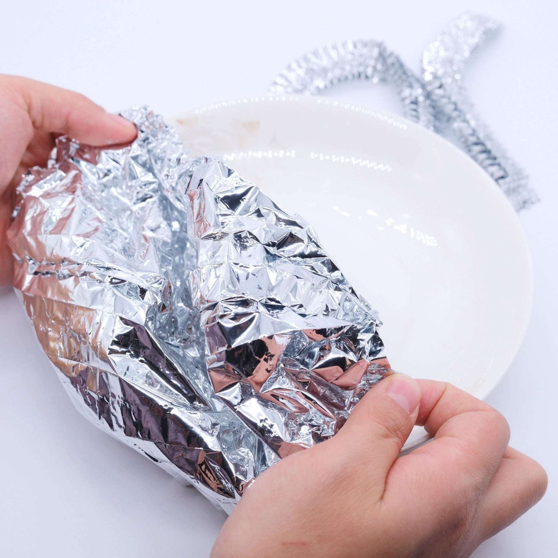 Reusable Aluminum Foil Food Cover Heat Insulation Food Preservation Cover for Kitchen Use