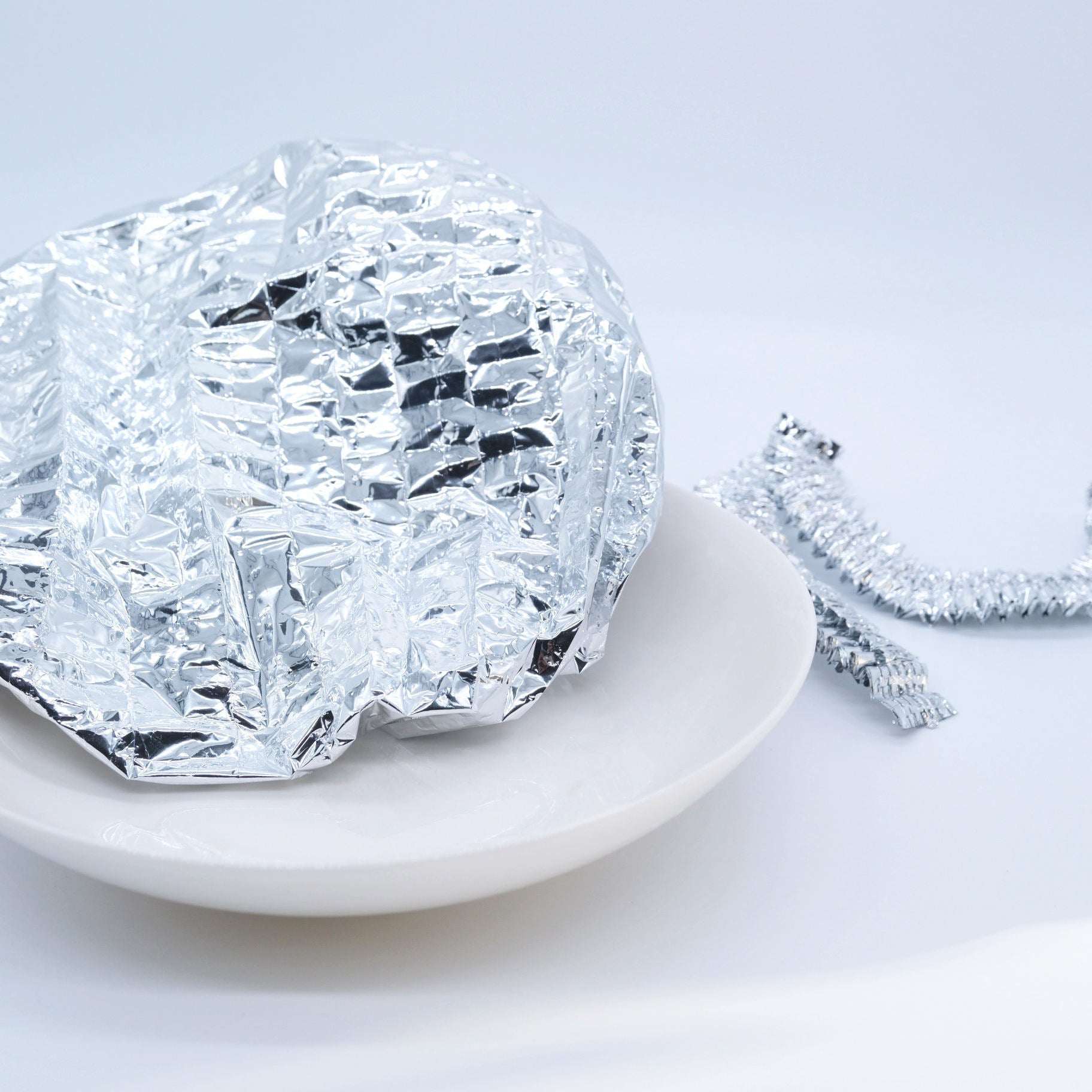 Reusable Aluminum Foil Food Cover Heat Insulation Food Preservation Cover for Kitchen Use